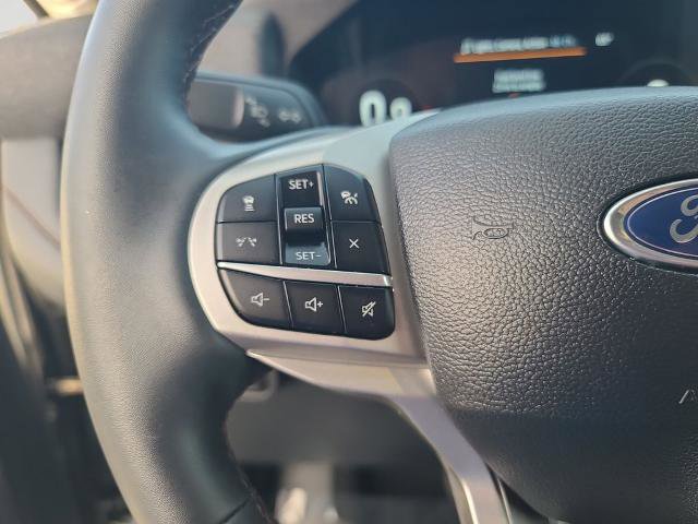 Certified 2025 Ford Explorer Active image 18