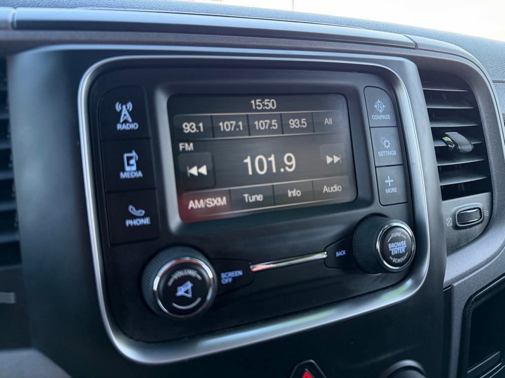 Used 2017 RAM 1500 Express image 20