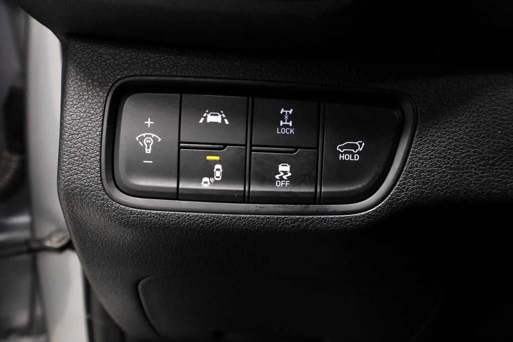 Used 2020 Hyundai Santa Fe Limited image 30