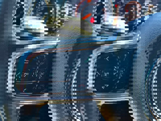 Used 2018 Jeep Wrangler Unlimited Sahara w/ Dual Top Group image 19