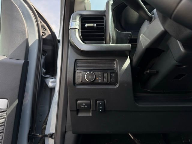 Certified 2026 Ford F250 Lariat w/ Lariat Ultimate Package AWD/4WD image 19