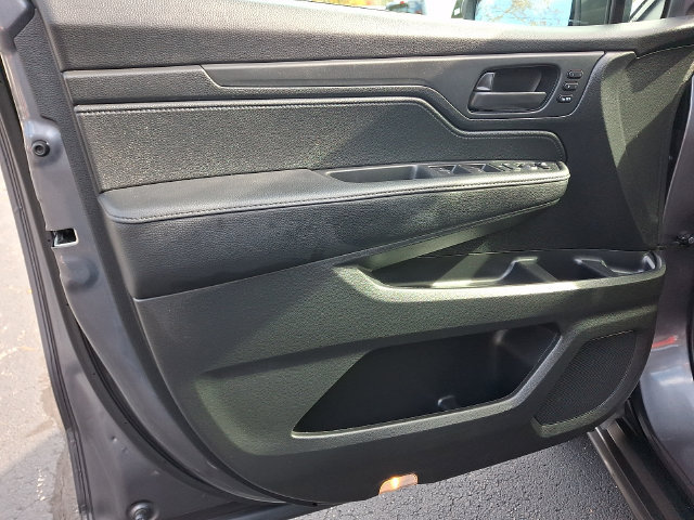 Used 2025 Honda Odyssey EX-L image 13
