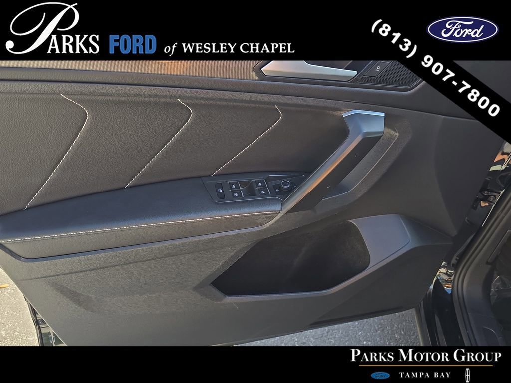 Used 2023 Volkswagen Tiguan SE w/ Panoramic Sunroof Package FWD image 15