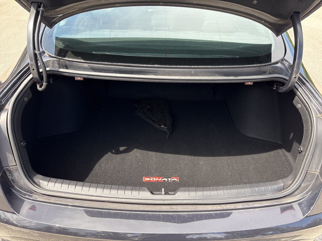 Used 2023 Hyundai Sonata Limited FWD image 9