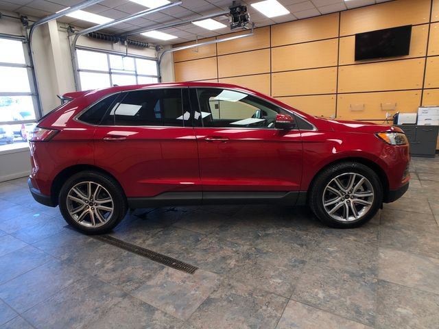 Certified 2024 Ford Edge Titanium w/ Equipment Group 301A AWD/4WD image 8