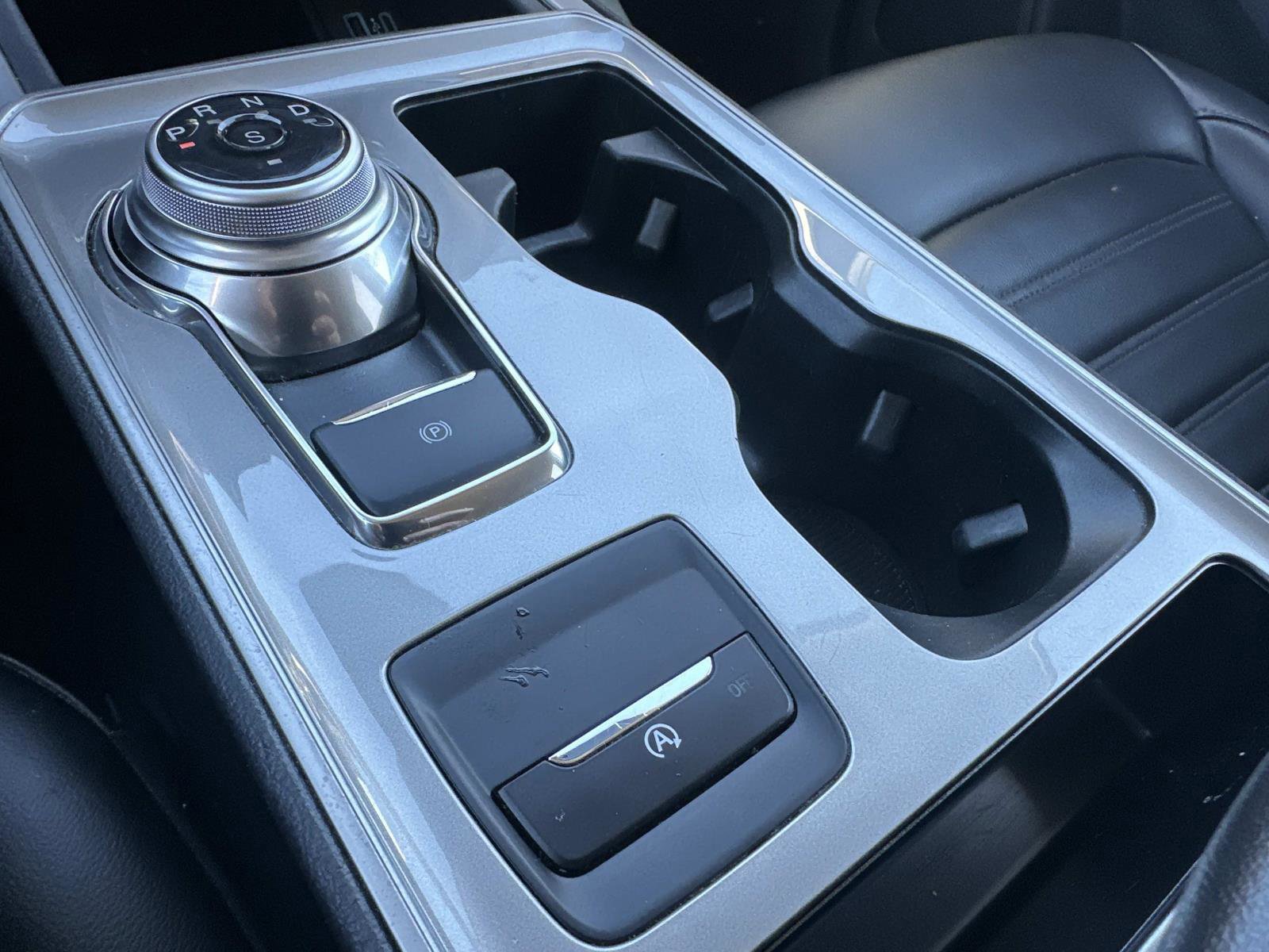 Certified 2024 Ford Edge SEL image 14