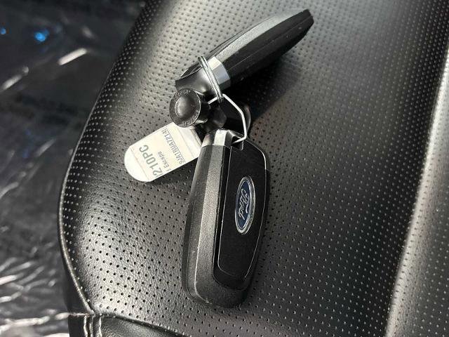 Certified 2024 Ford Escape Platinum AWD/4WD image 32