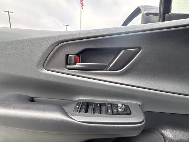 Used 2025 Toyota Prius LE FWD image 11