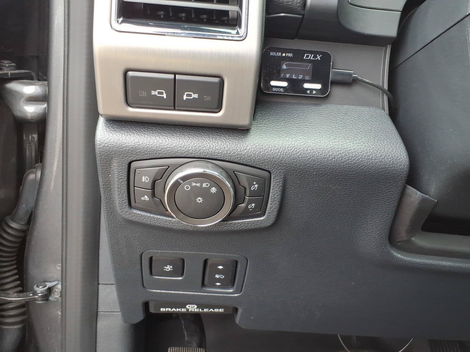 Certified 2022 Ford F350 Platinum w/ FX4 Off-Road Package AWD/4WD image 15