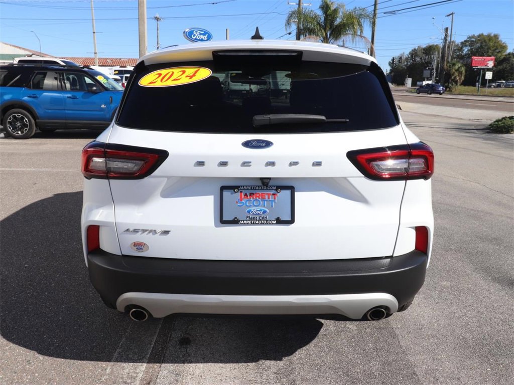 Certified 2024 Ford Escape Active image 4