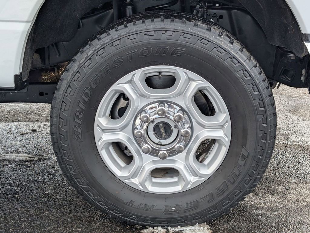 Certified 2025 Ford F350 XLT image 16