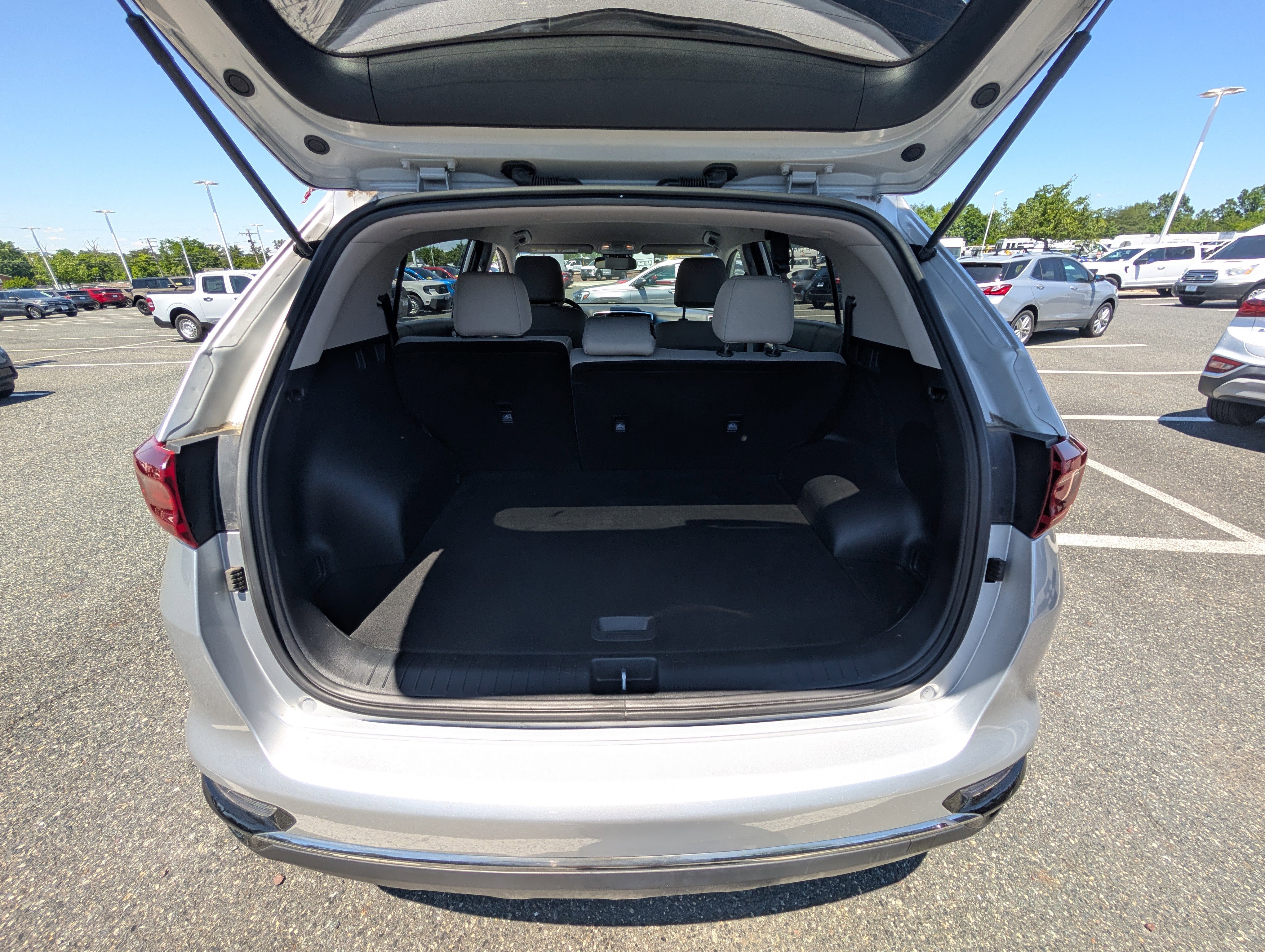 Used 2020 Kia Sportage LX AWD/4WD image 12