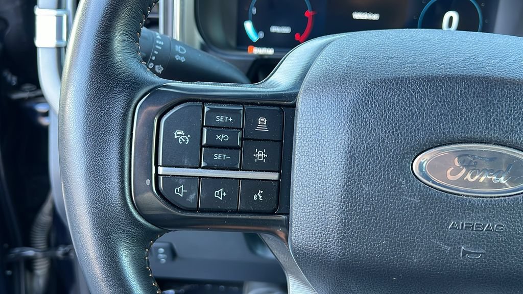 Certified 2024 Ford F250 Platinum w/ FX4 Off-Road Package AWD/4WD image 21