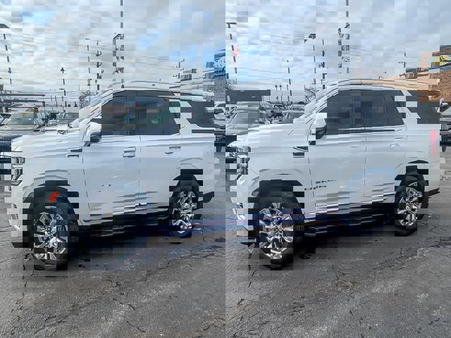 Used 2021 GMC Yukon Denali image 3