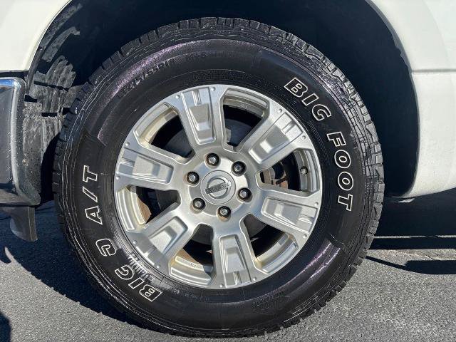 Used 2018 Nissan Titan SV w/ SV Convenience Package AWD/4WD image 10