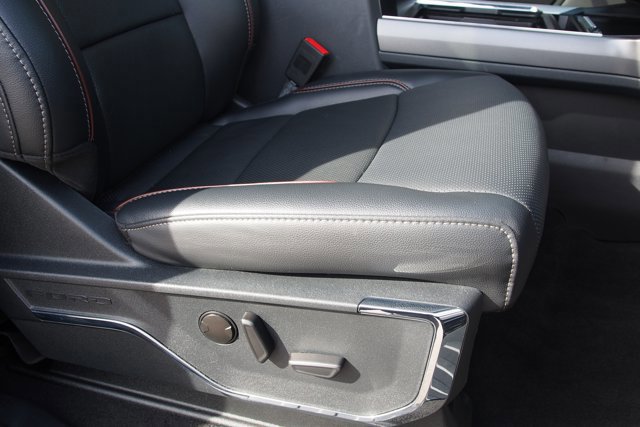 Certified 2024 Ford F350 Lariat w/ Lariat Ultimate Package image 12