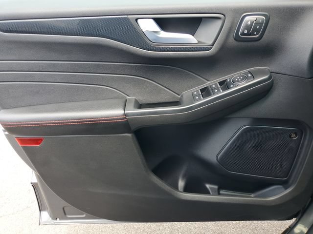 Certified 2024 Ford Escape ST-Line Elite w/ Premium Technology Package AWD/4WD image 10
