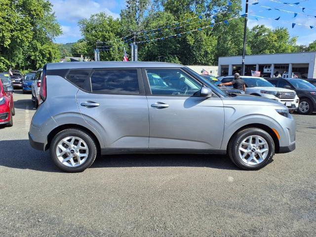 Used 2024 Kia Soul LX w/ Option Group 015 image 6
