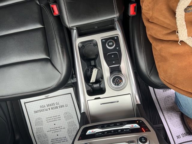Certified 2023 Ford Explorer XLT w/ Equipment Group 202A AWD/4WD image 19