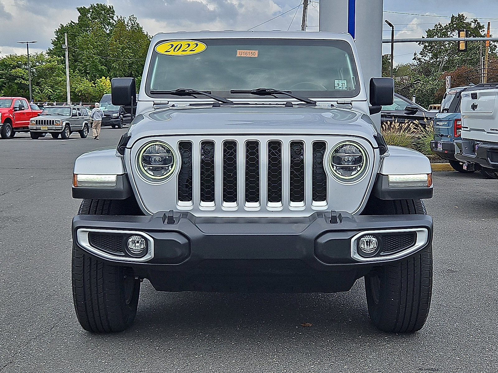 Used 2022 Jeep Gladiator Overland w/ Popular Equipment Package image 8