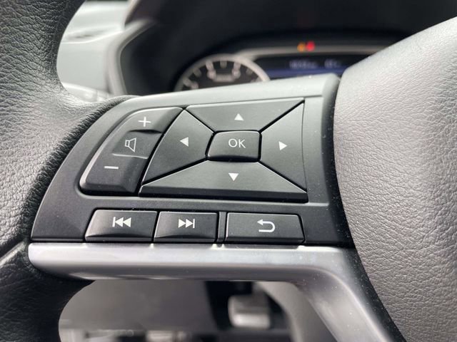 Used 2025 Nissan Altima 2.5 SV image 19