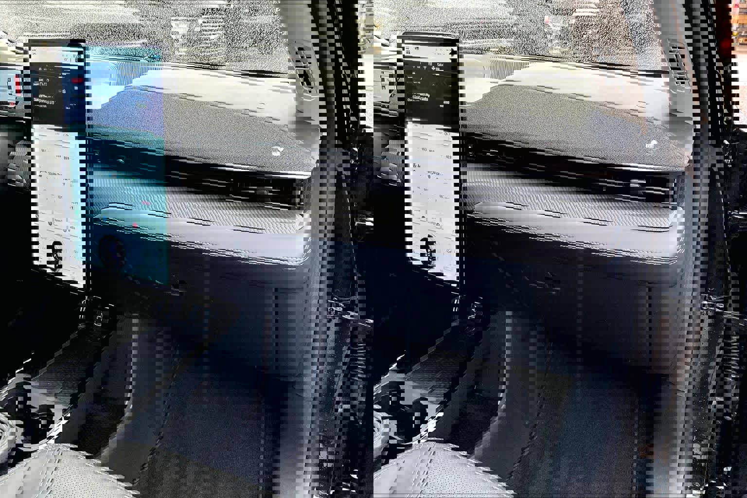 Certified 2025 Ford Mustang Mach-E Premium image 20