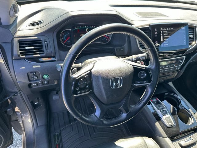 Used 2021 Honda Pilot Touring image 17