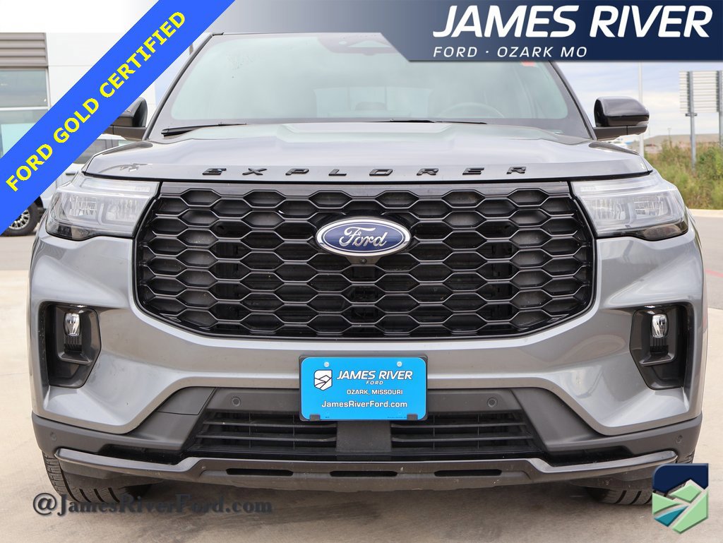 Certified 2025 Ford Explorer ST-Line w/ ST-Line Street Pack image 7