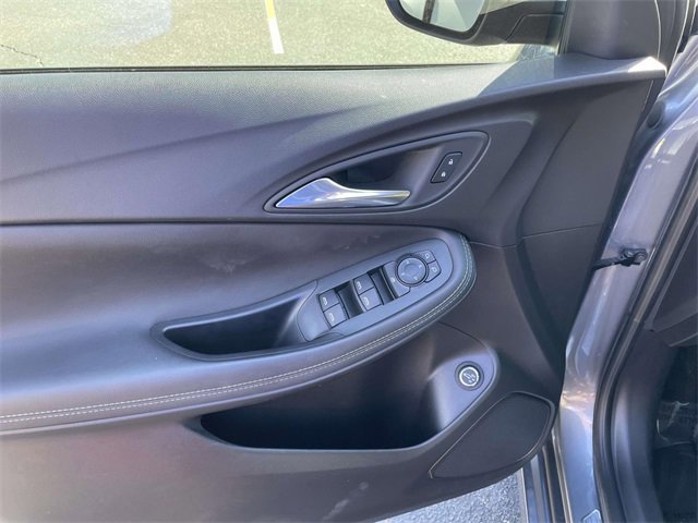 Used 2021 Buick Encore GX Select w/ Sport Touring Package image 21