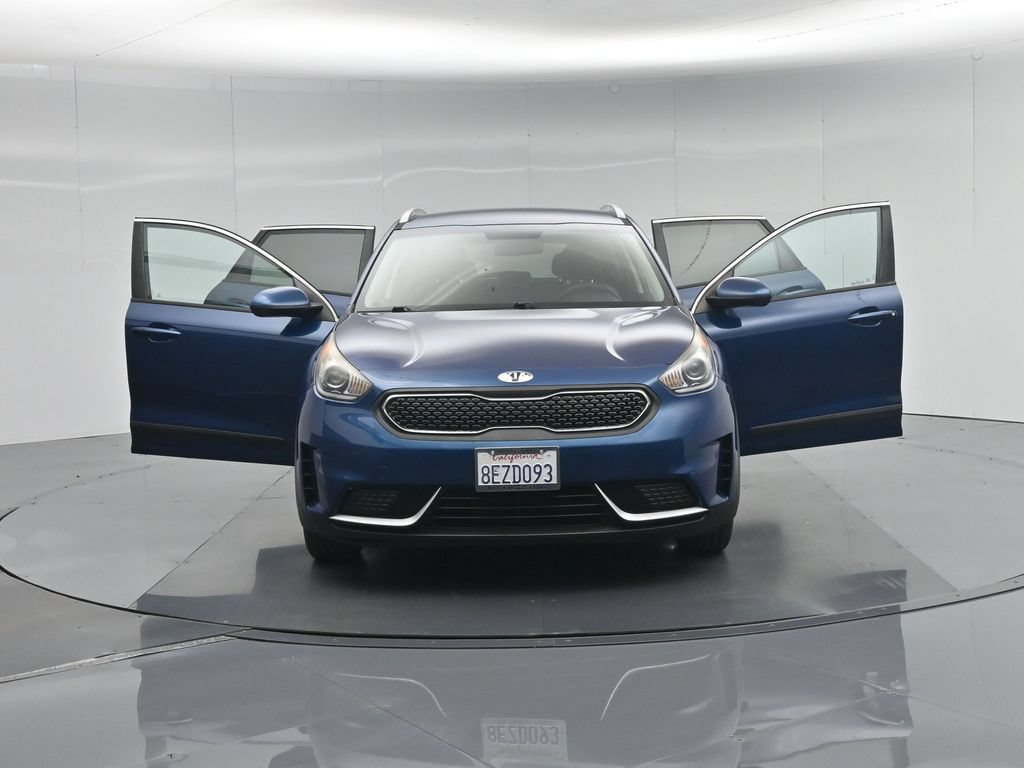 Used 2018 Kia Niro LX FWD image 31