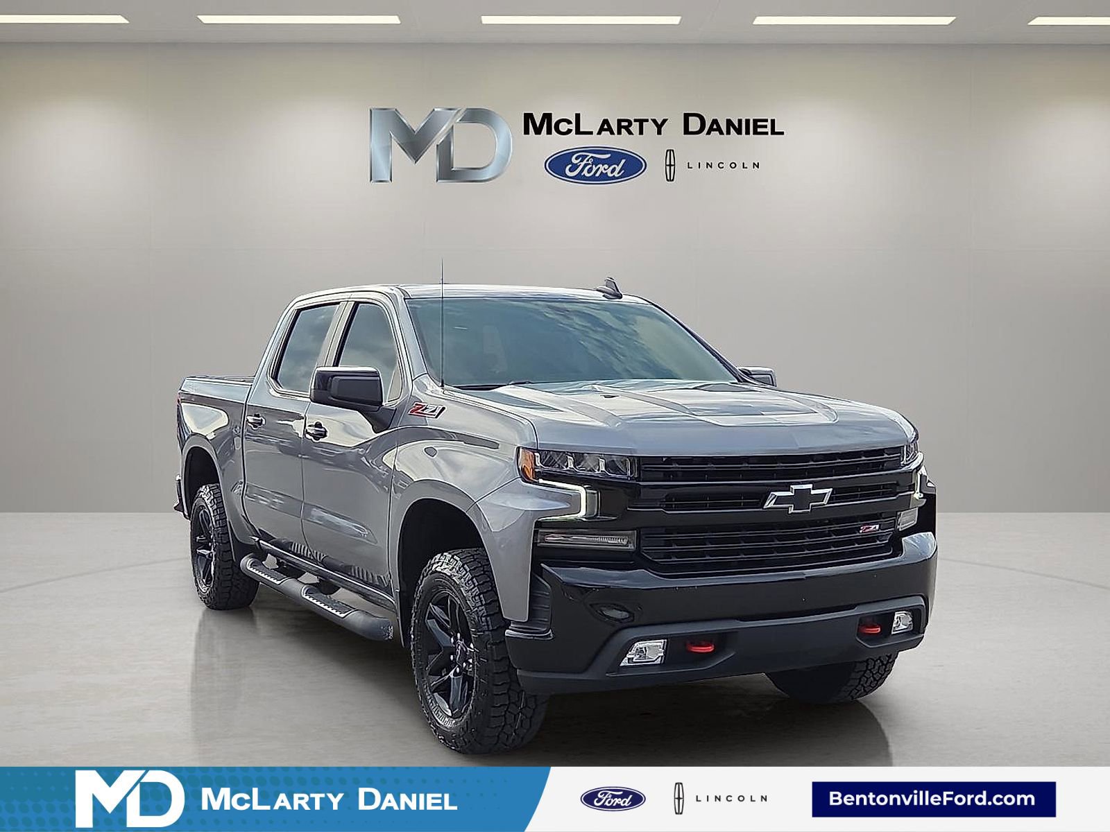 Used 2021 Chevrolet Silverado 1500 LT Trail Boss w/ Bed Protection Package image 1