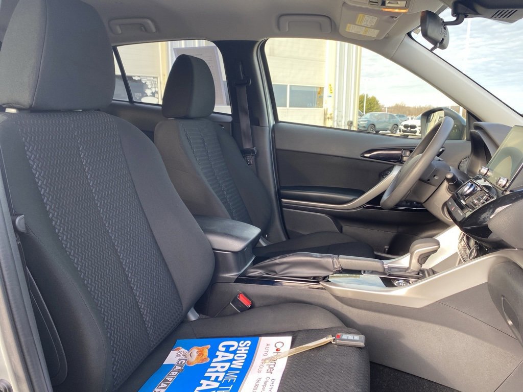 Used 2024 Mitsubishi Eclipse Cross LE image 11