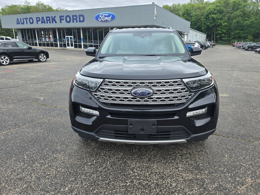 Certified 2023 Ford Explorer Limited AWD/4WD image 2
