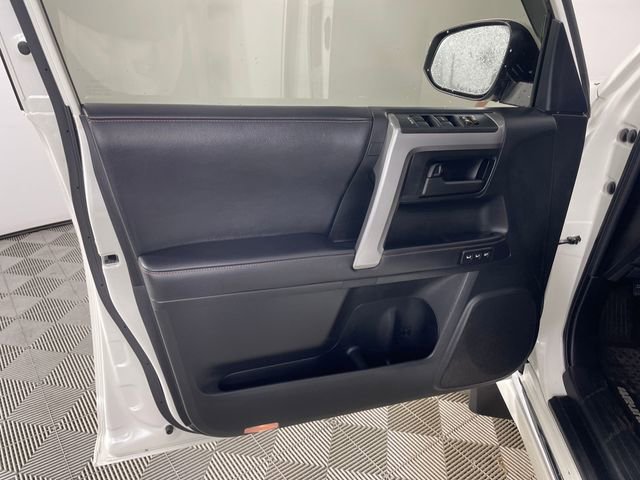 Used 2019 Toyota 4Runner Limited AWD/4WD image 19