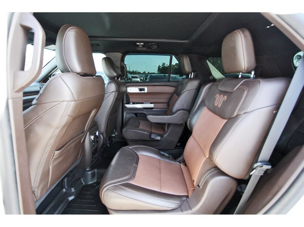 Certified 2023 Ford Explorer King Ranch w/ Technology Package RWD image 10