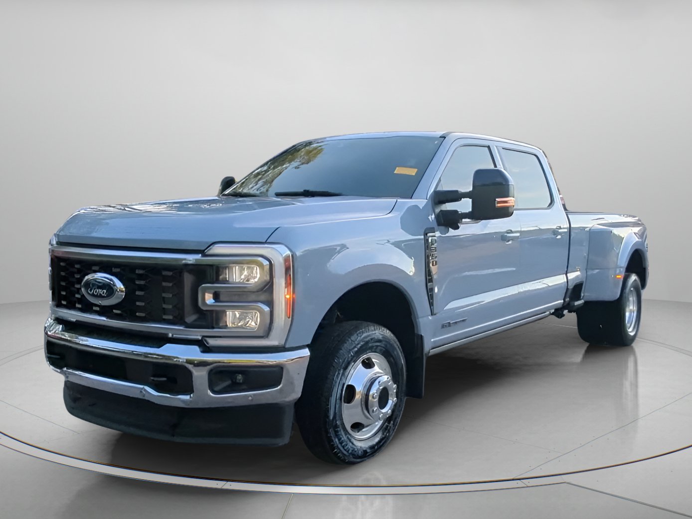Certified 2024 Ford F350 Lariat w/ Lariat Ultimate Package AWD/4WD image 8
