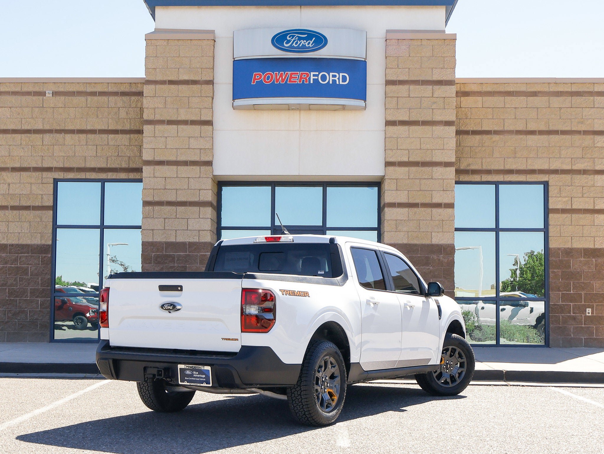 Certified 2024 Ford Maverick Tremor w/ Tremor Off-Road Package AWD/4WD image 6