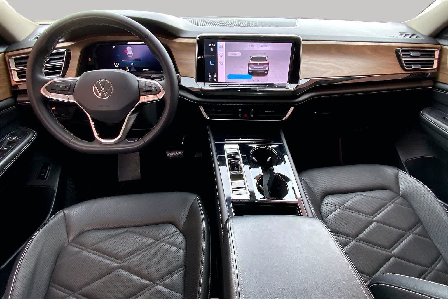 Used 2024 Volkswagen Atlas SE FWD image 16