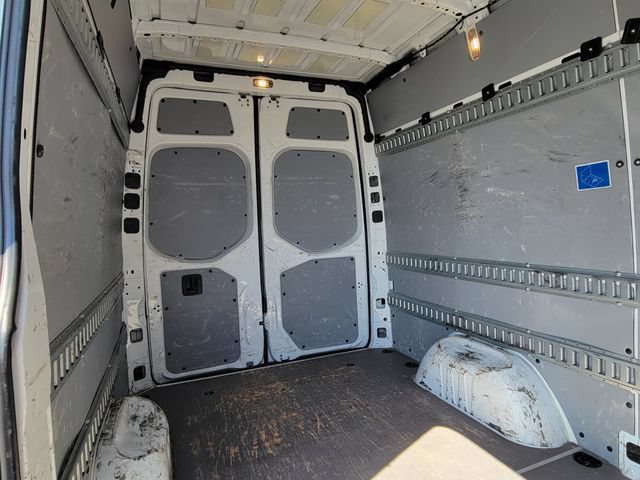 Used 2023 Mercedes-Benz Sprinter 2500 image 9