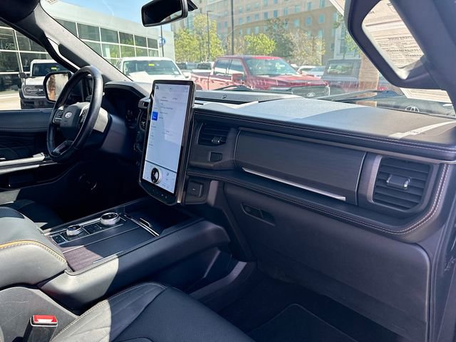 Certified 2023 Ford Expedition Max Platinum image 33