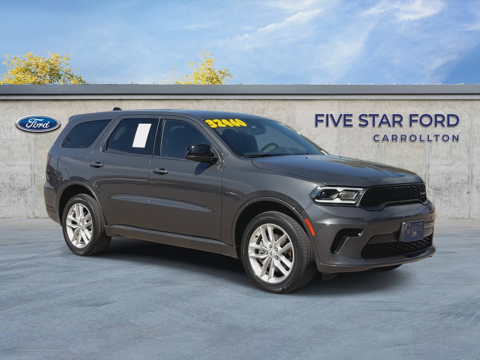 Used 2025 Dodge Durango GT AWD/4WD image 2