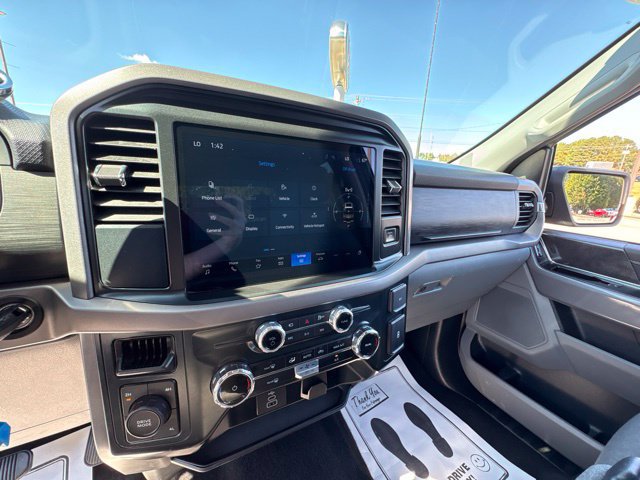 Certified 2025 Ford F150 XLT w/ Equipment Group 301A Standard AWD/4WD image 18