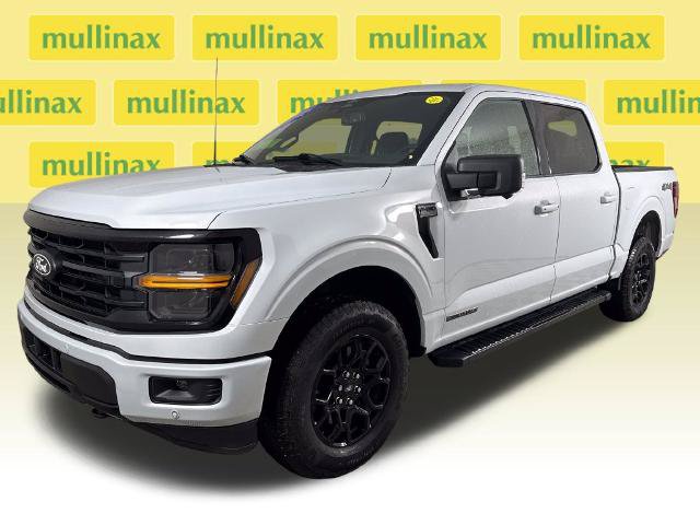 Certified 2025 Ford F150 XLT w/ Equipment Group 302A MID AWD/4WD image 16