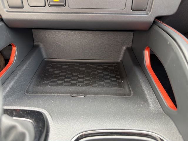 Used 2025 Nissan Frontier PRO-4X w/ Interior Protection Package image 33