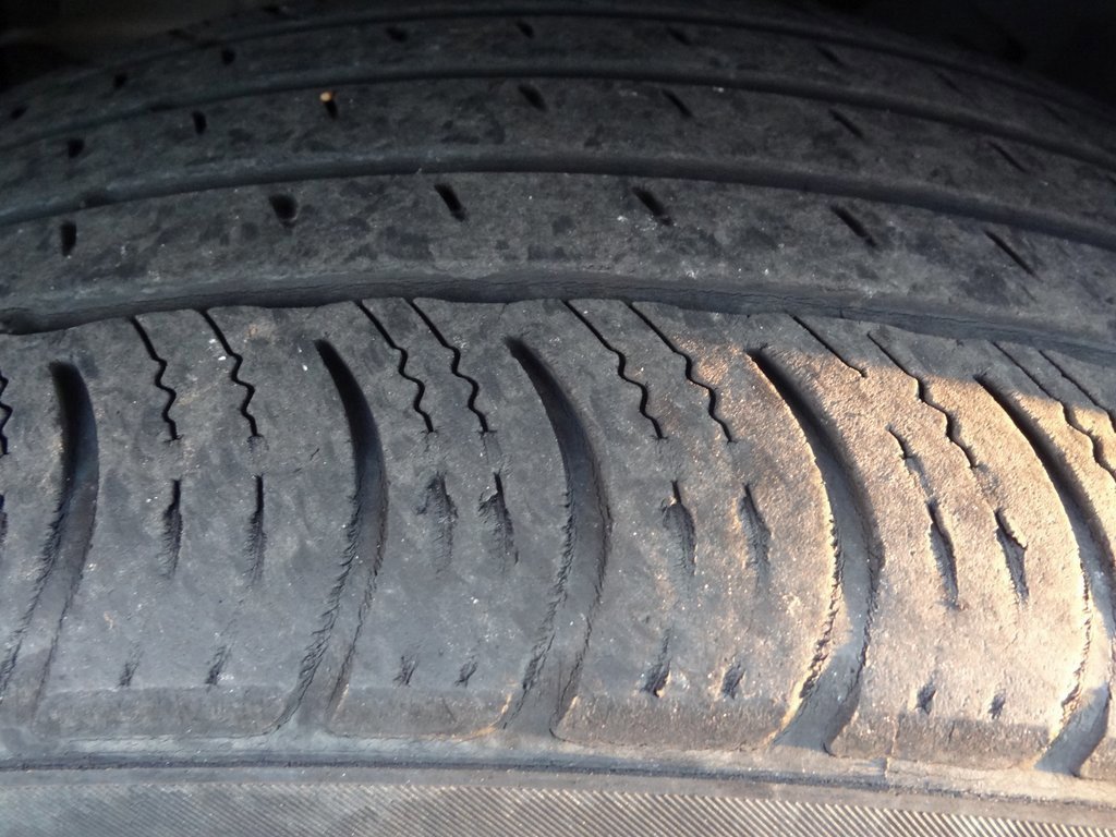 Used 2022 Nissan Rogue SV image 13