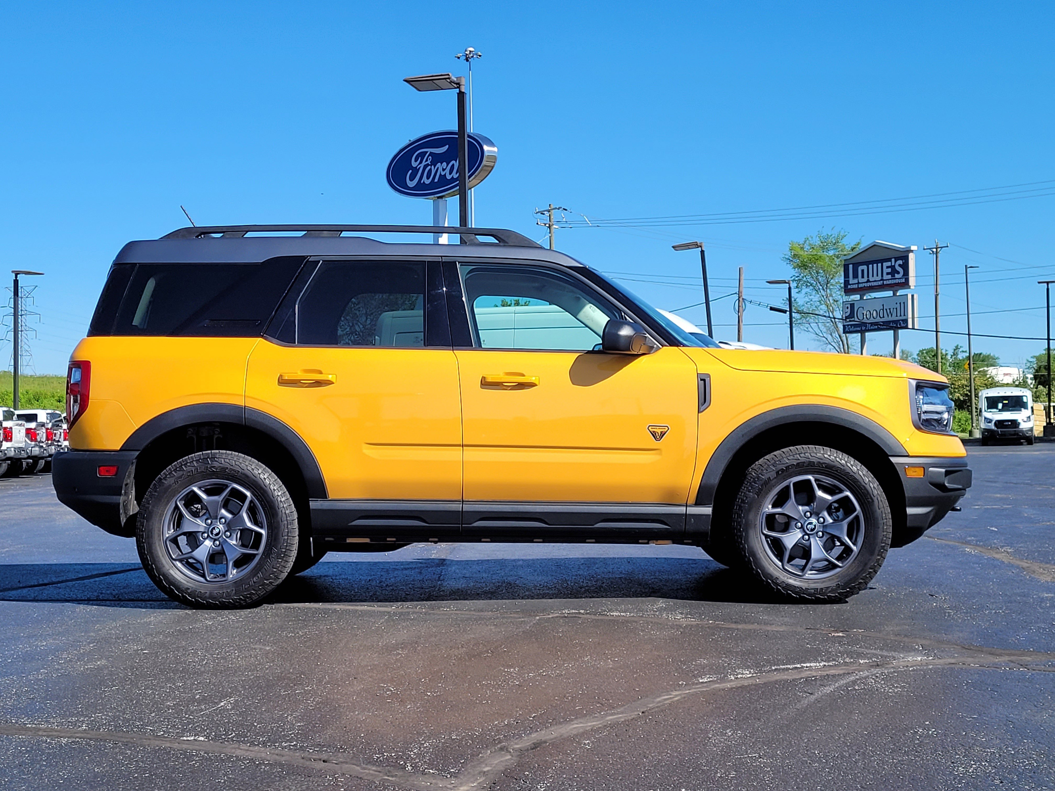 Certified 2022 Ford Bronco Sport Badlands w/ Premium Package image 2