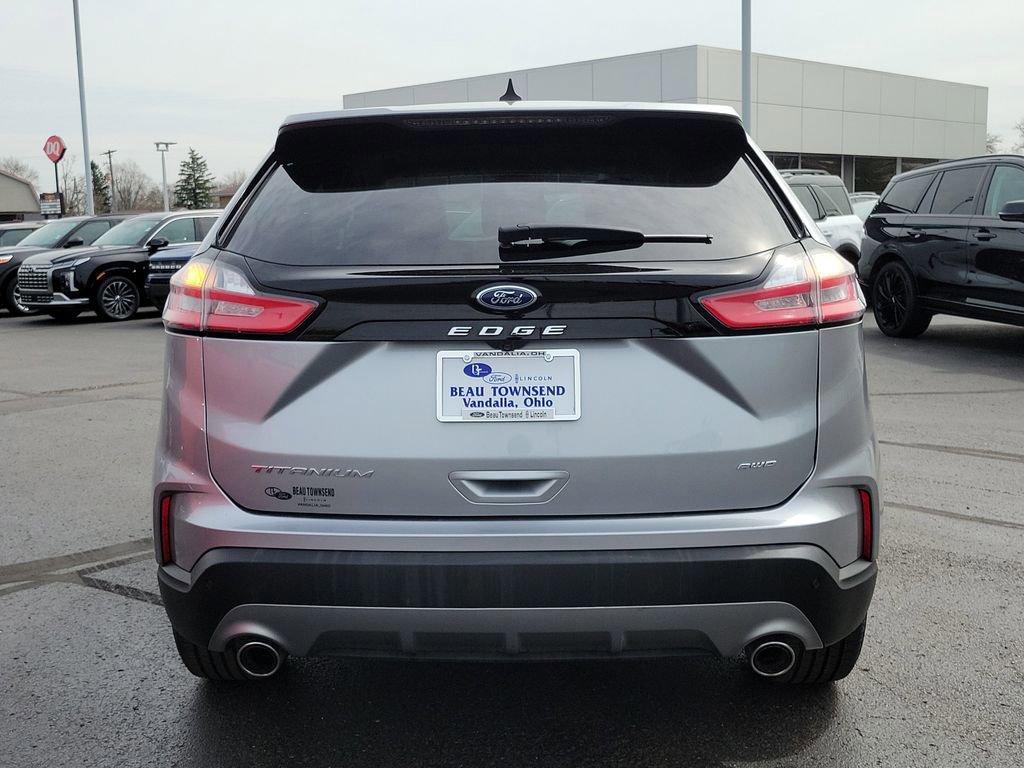 Certified 2024 Ford Edge Titanium image 4