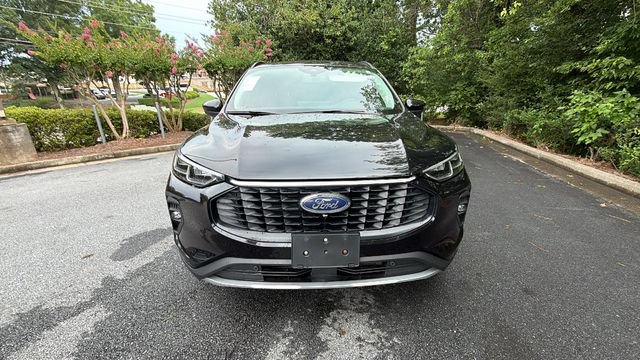 Certified 2024 Ford Escape Platinum AWD/4WD image 2