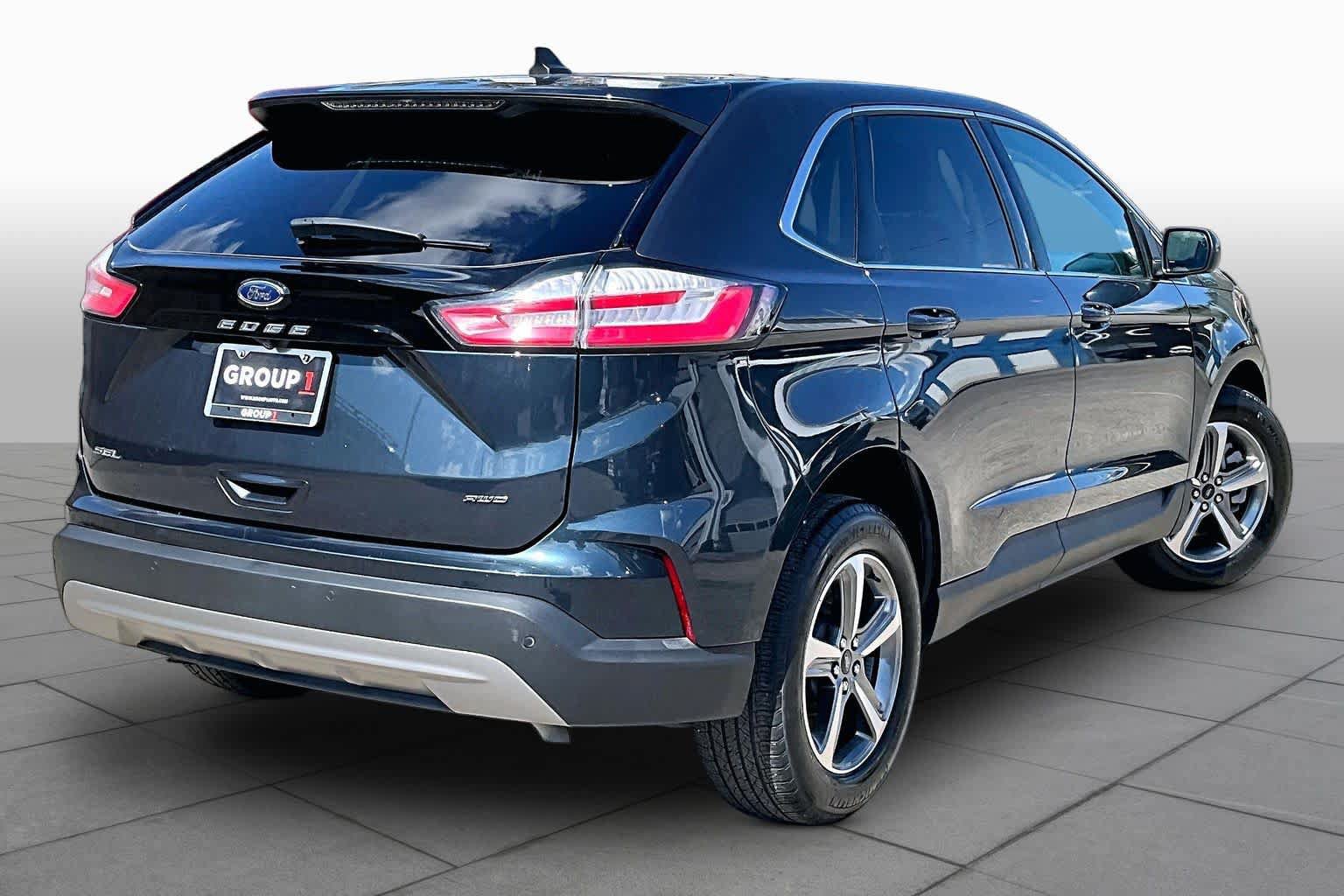 Certified 2024 Ford Edge SEL w/ Convenience Package AWD/4WD image 13