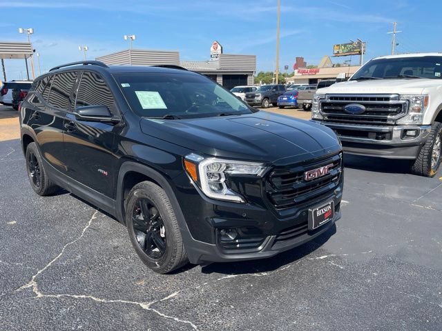 Used 2024 GMC Terrain AT4 w/ Infotainment Package II AWD/4WD image 8